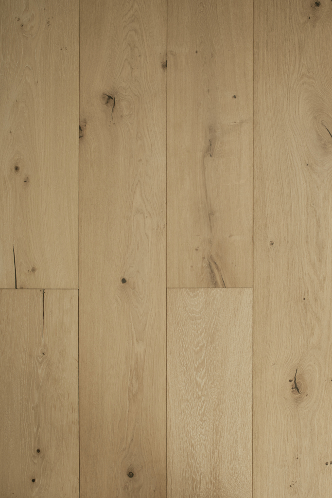 Rimini 8-5/8″ Wide – White Oak Engineered Hardwood Flooring