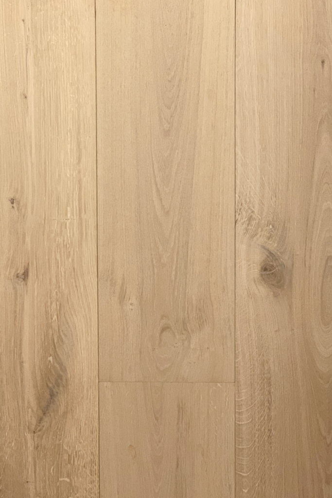 Unfinished 9 1⁄2″ (4mm Wear Layer) White Oak Engineered Hardwood Flooring