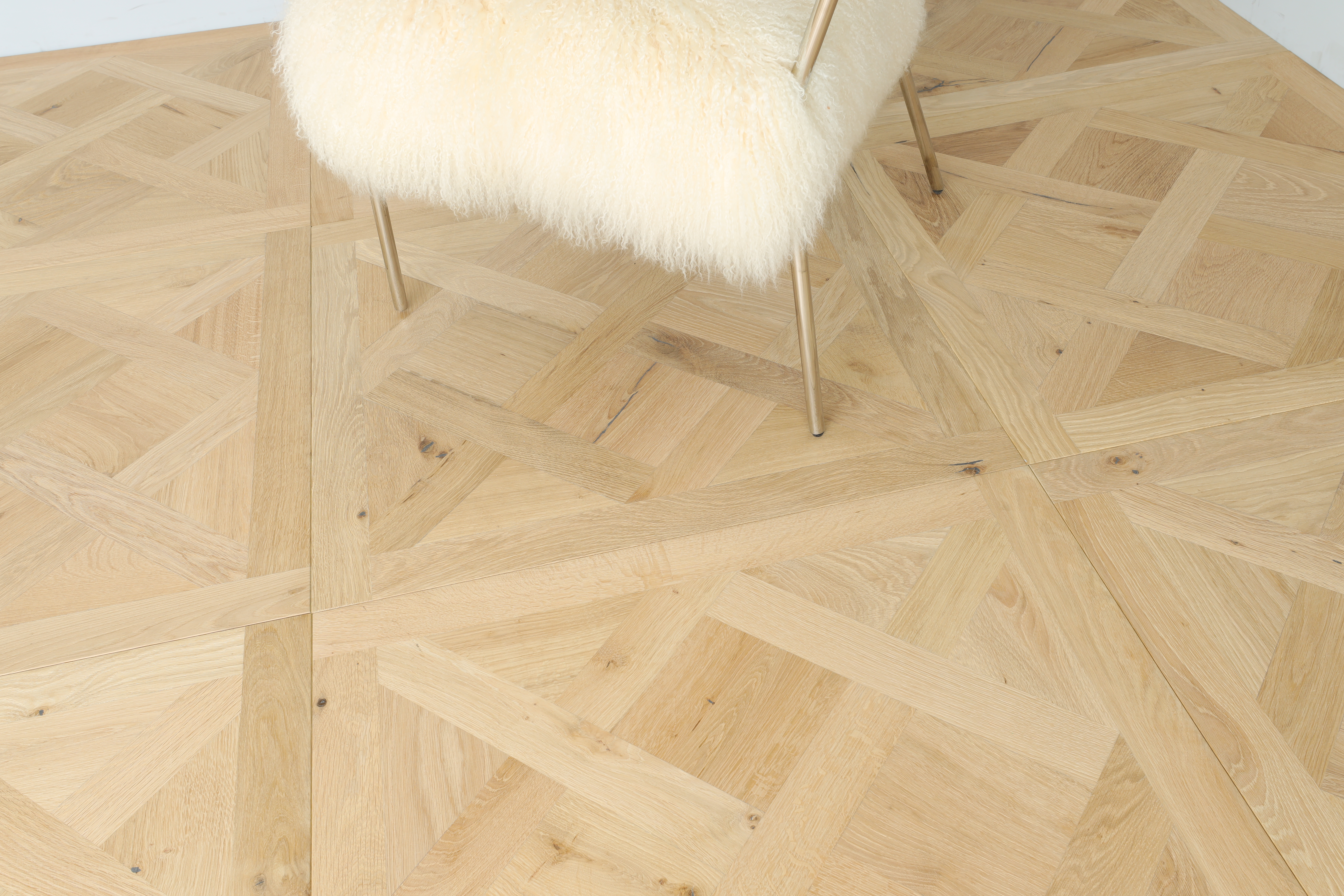 Unfinished Versailles Panel White Oak Engineered Hardwood Pattern Flooring