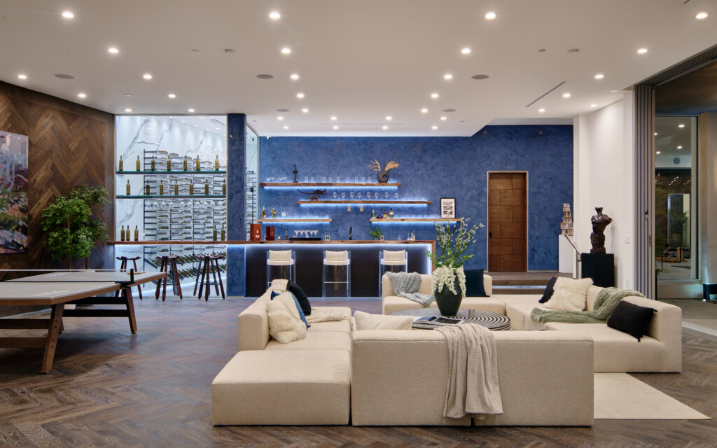 grossetto   intstall  8 Oct  1116 Chantilly   001 copy