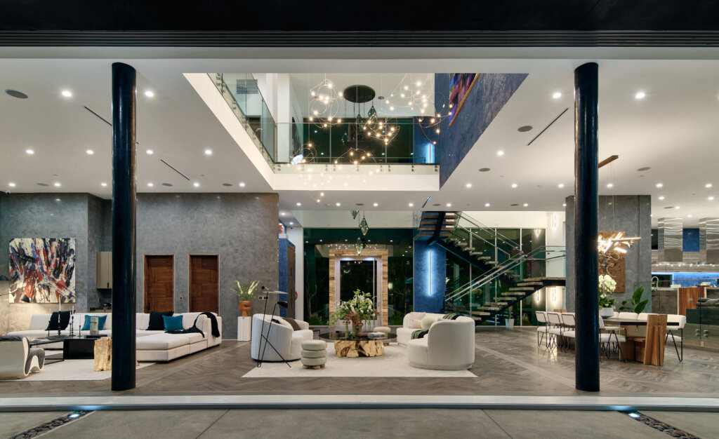 grossetto   intstall  8 Oct  1116 Chantilly   004 copy