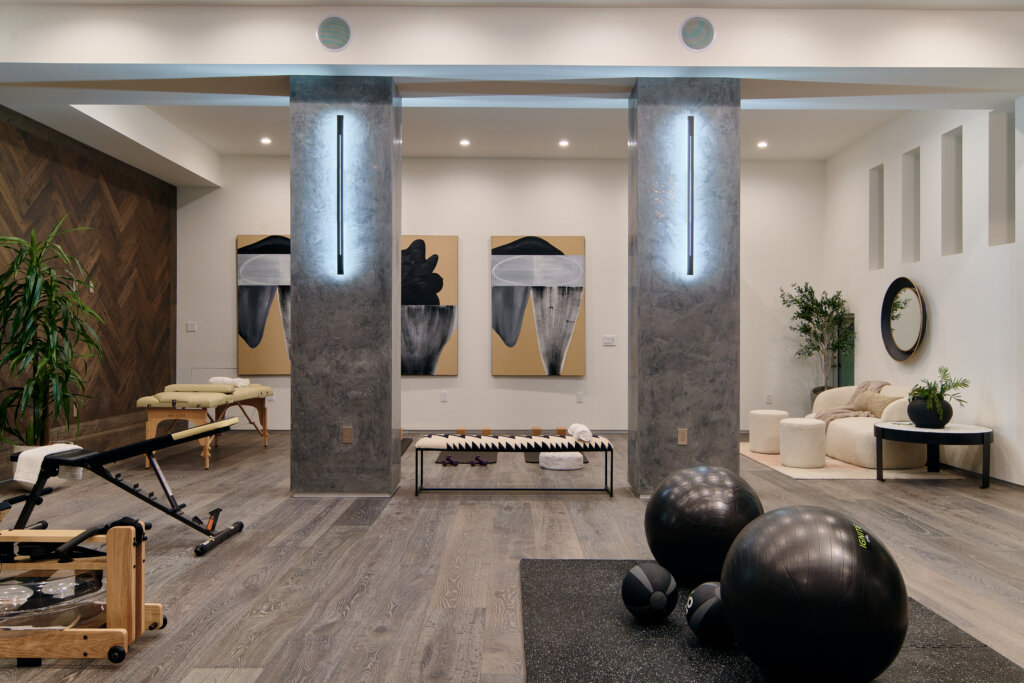 rovigo LAC   intstall  8 Oct  1116 Chantilly   000 copy 2